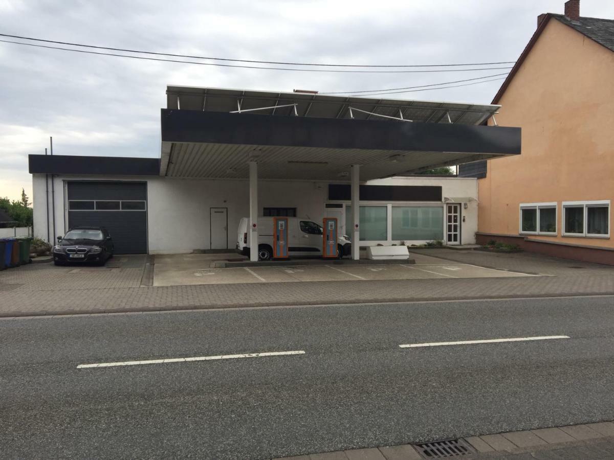 Apartament Alte Tankstelle Strassenhaus Zewnętrze zdjęcie