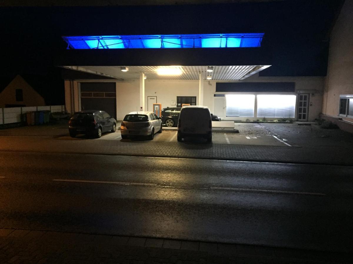 Apartament Alte Tankstelle Strassenhaus Zewnętrze zdjęcie